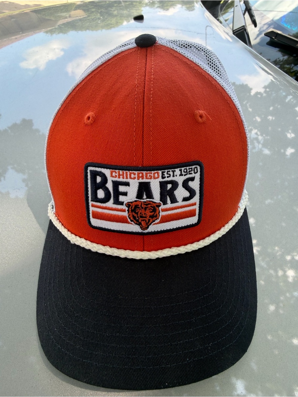 NFL Team Chicago Bears Orange & Navy Trucker snapback mesh hat! NWOT!